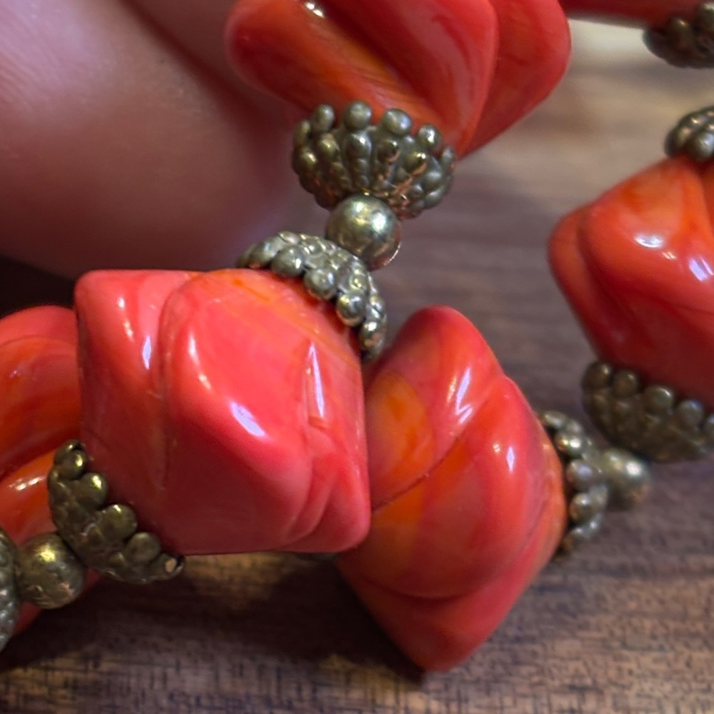 Vintage orange & red glass swirl double strand bracelet - Picture 5 of 11